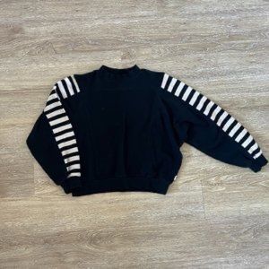 Brixton black cropped crewneck sweatshirt,size small